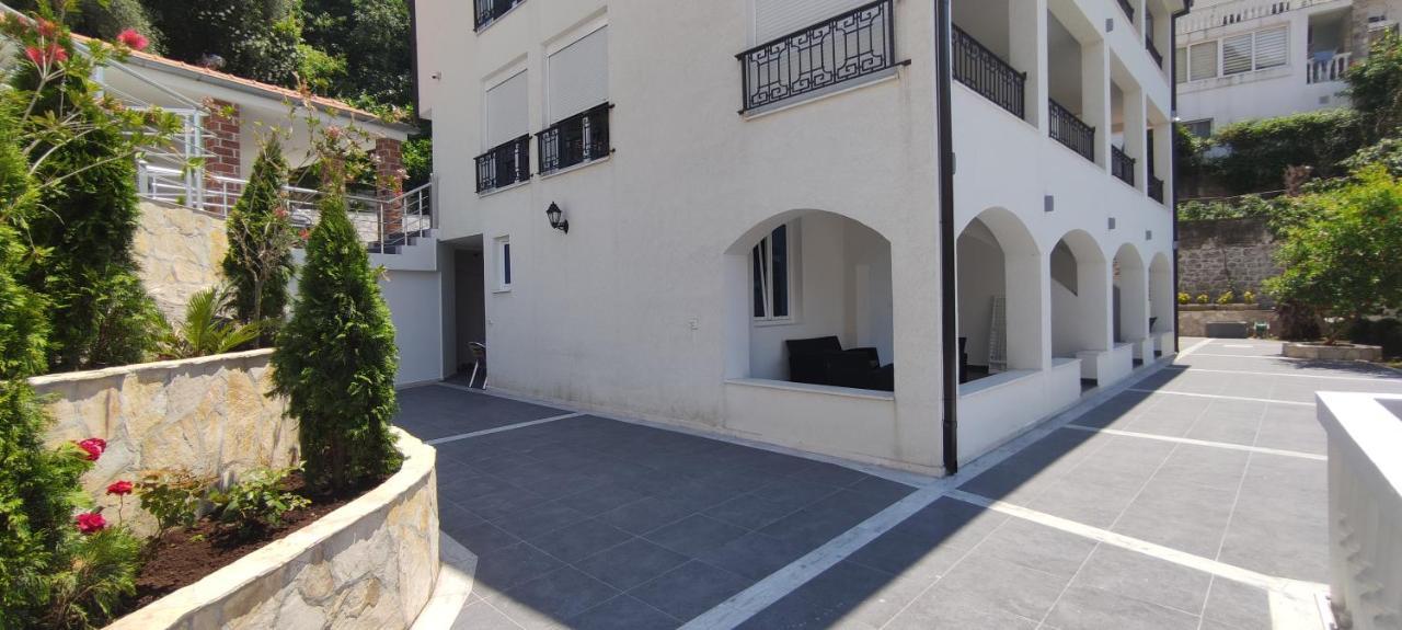 Zoran Apartments Sveti Stefan Luaran gambar